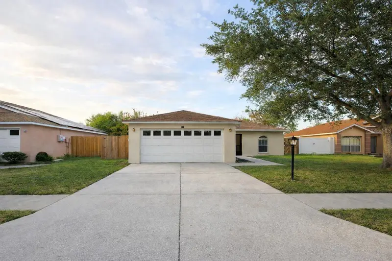 101 Diamond Ridge Blvd, FL
