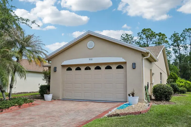 516 Millifiora Ln, FL