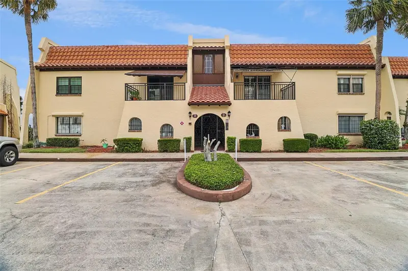 115 N Indian River Dr #207, FL