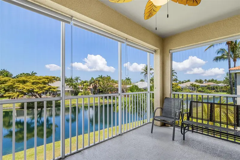 5626 Cape Harbour Dr #202, FL