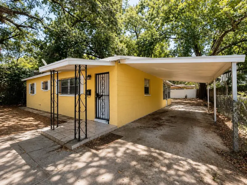 1003 E 22nd Ave, FL