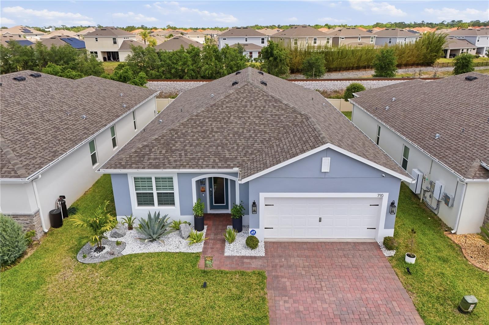 710 Campo Ln, FL