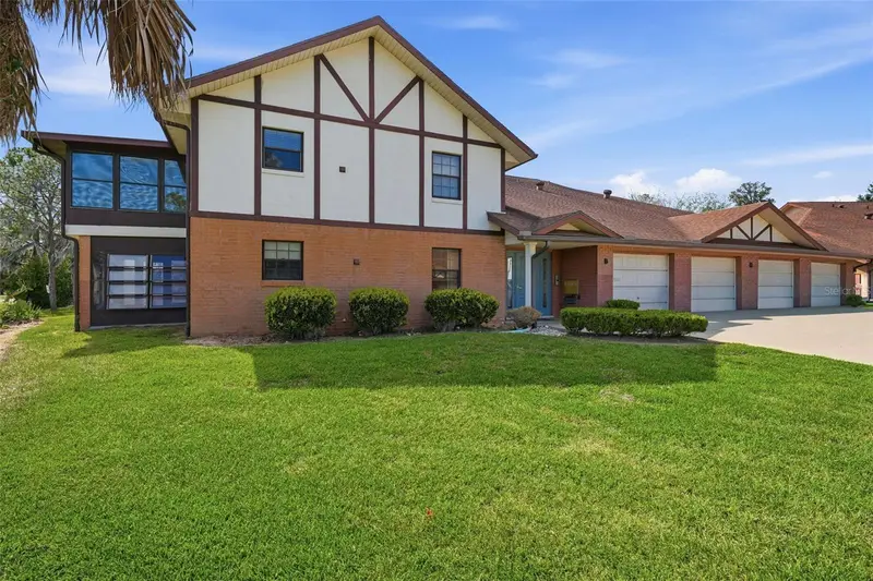 100 Oak Terrace Drive, FL