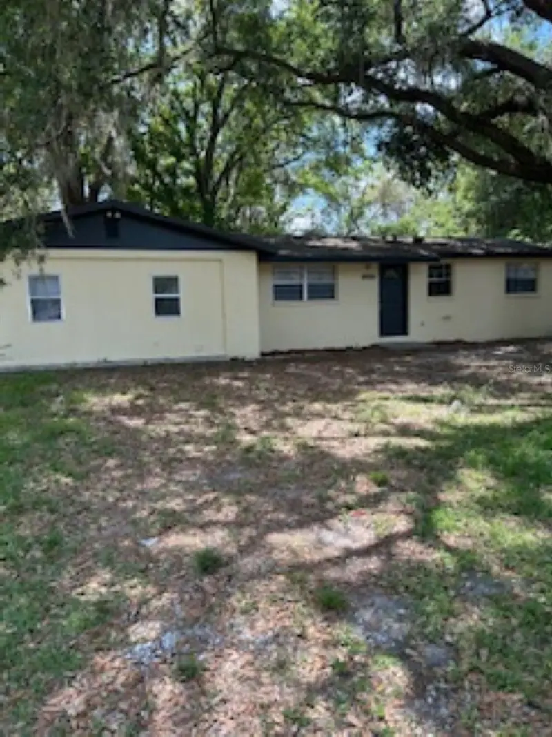 26356 Rolling Acres Dr, FL