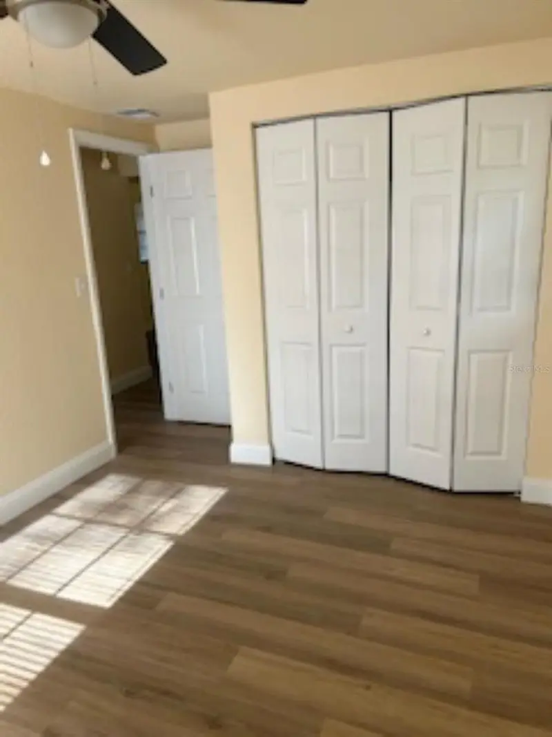 26356 Rolling Acres Dr, FL