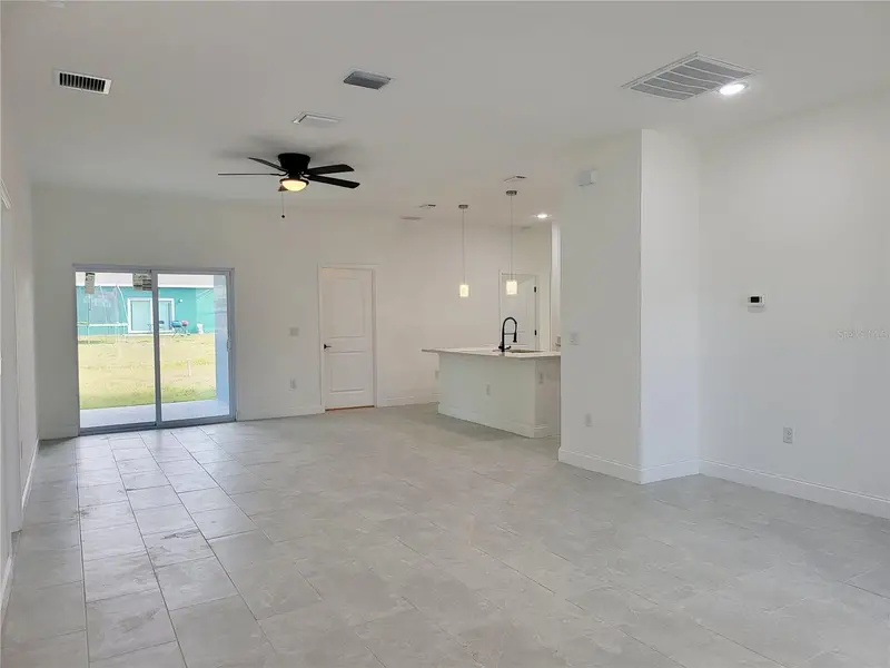 415 Tonklin Rd Sw, FL