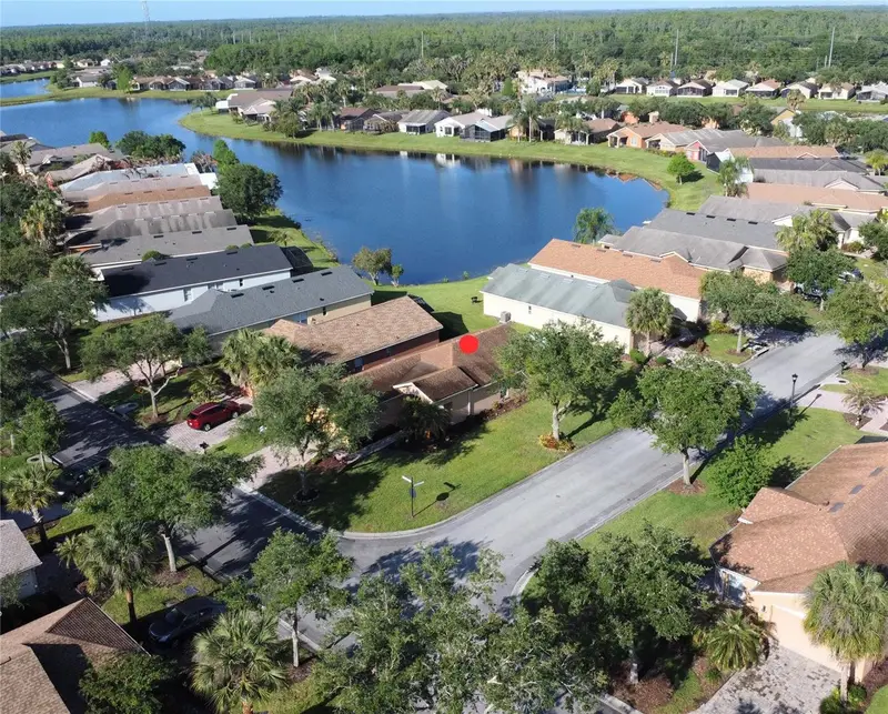 537 Grand Canal Dr, FL
