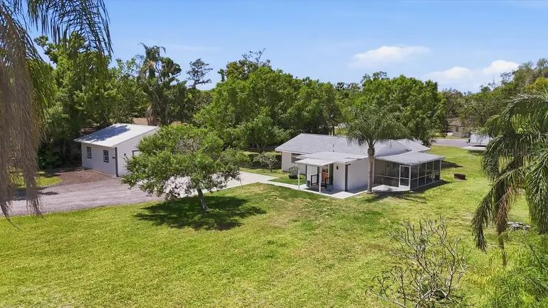 4300 Eastern Pkwy, FL