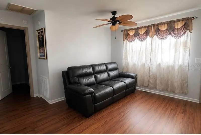 Tampa, FL