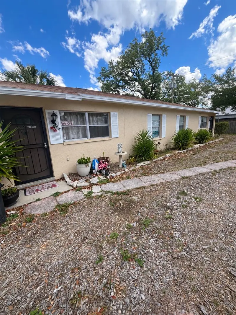 8604 N Branch Ave, FL