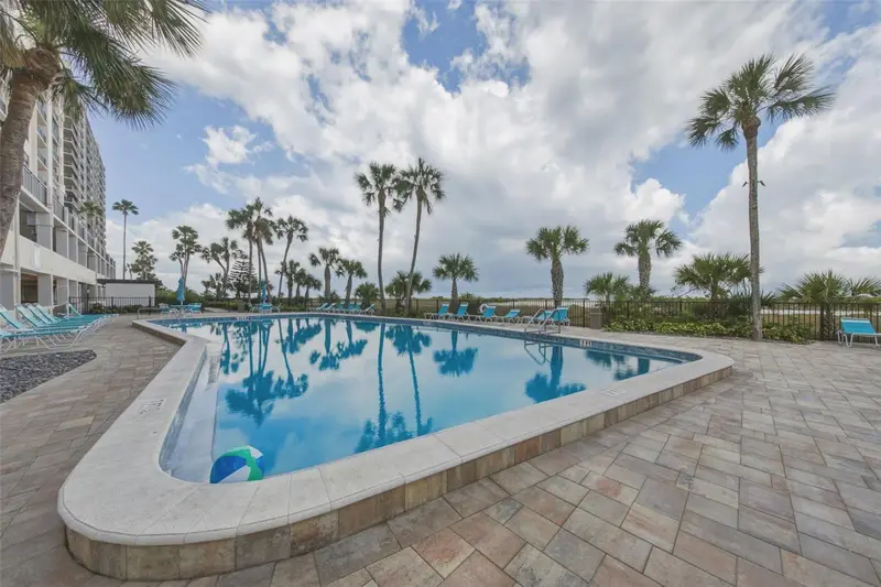 1270 Gulf Blvd #1202, FL