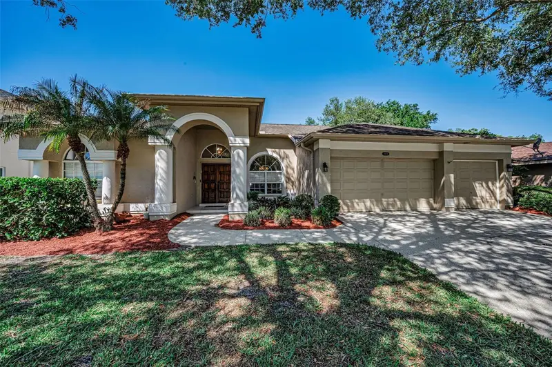 2272 Warwick Dr, FL