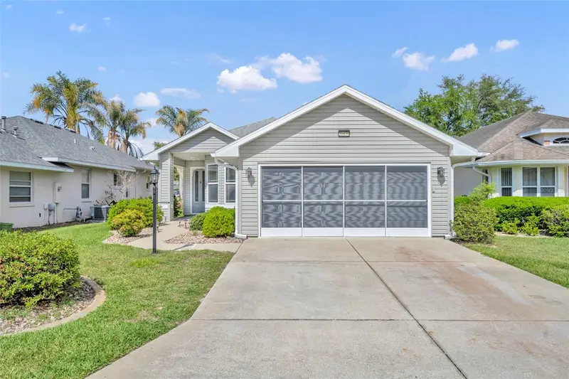21630 Regency Park Ln, FL