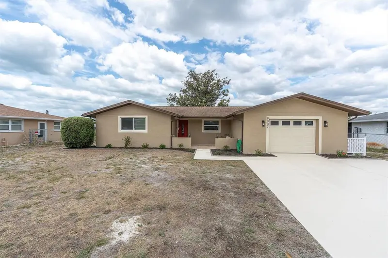 8007 Mimosa Dr, FL