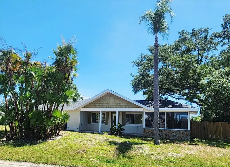 2494 Del Rio Way, FL