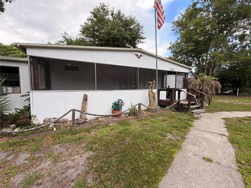 24021 Armadillo Rd, FL