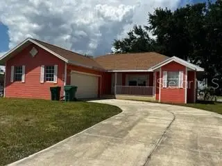 220 Palmetto Cir Ne, FL