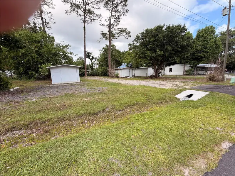 Armadillo Rd, FL