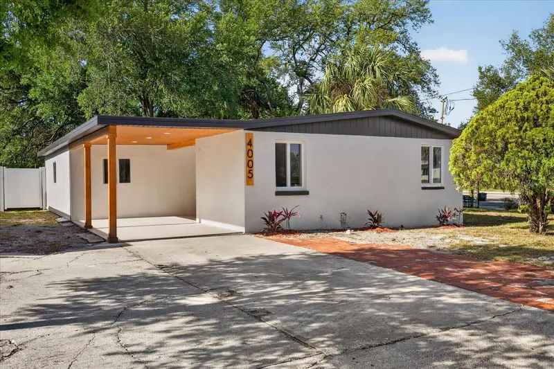 4005 E Henry Ave, FL