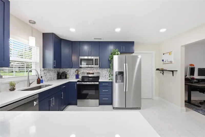 2756 Sheriff Way, FL