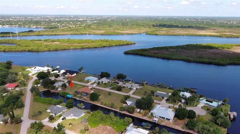 2060 River Basin Ter, FL