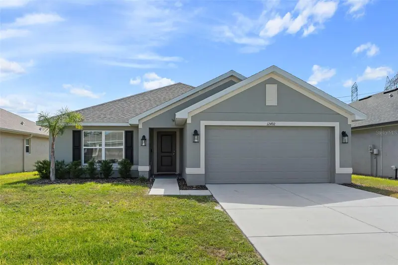 12492 Pine Bluff St, FL