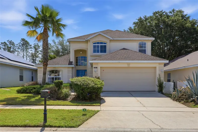 816 Troon Cir, FL
