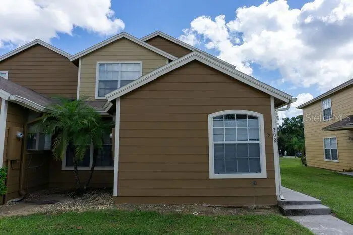 308 Australian Way #B, FL