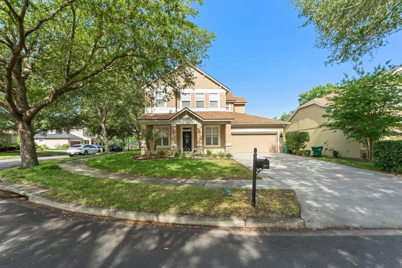 611 Brookfield Ter, FL