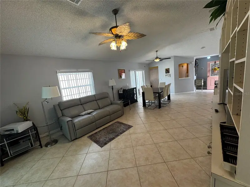 1524 Martinez Dr, FL