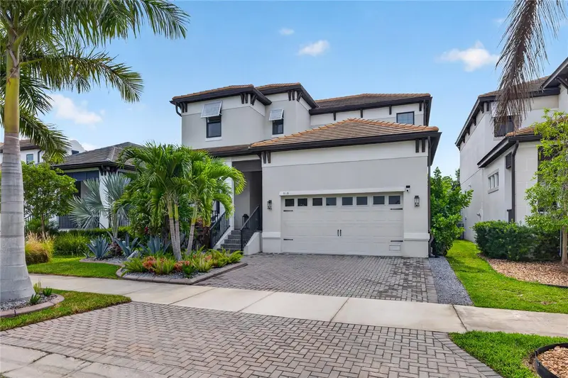 919 Seagrape Dr, FL