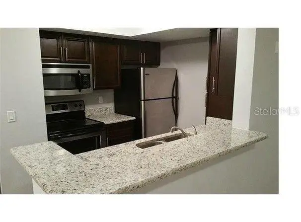 445 Fountainhead Cir #164, FL