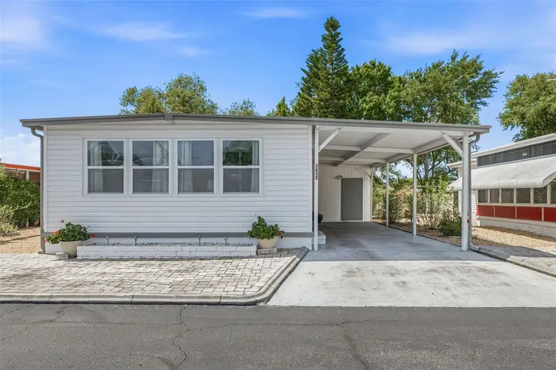 3632 Tiki Dr, FL