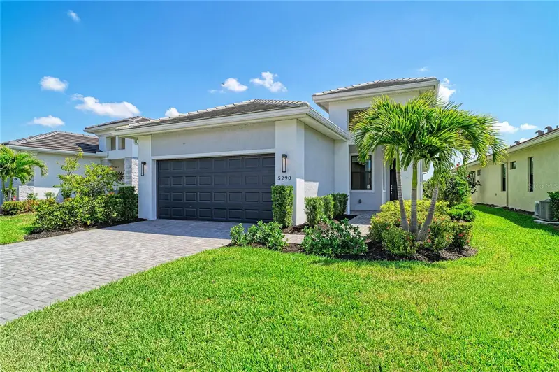 5290 Barnett Cir, FL