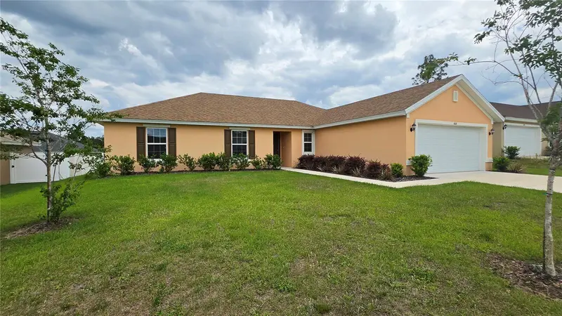 668 W Walkertown Dr, FL