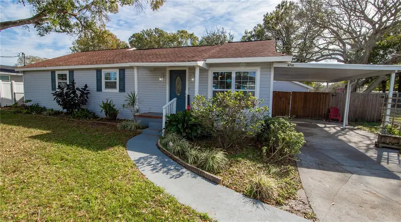 4710 W Price Ave, FL