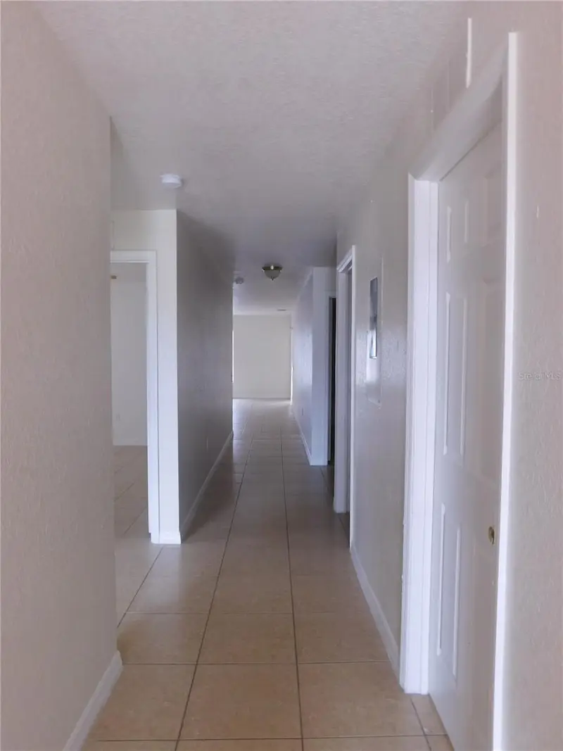 756 Camel Ct, FL