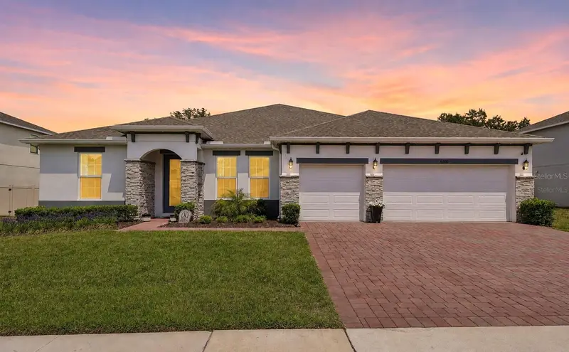 6100 Sierra Crown St, FL