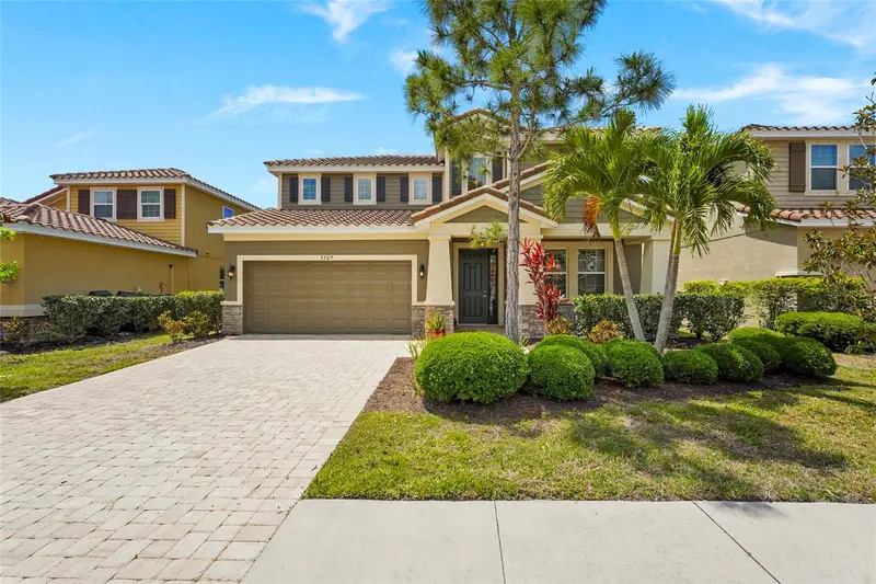 5309 Charlie Brown Ln, FL