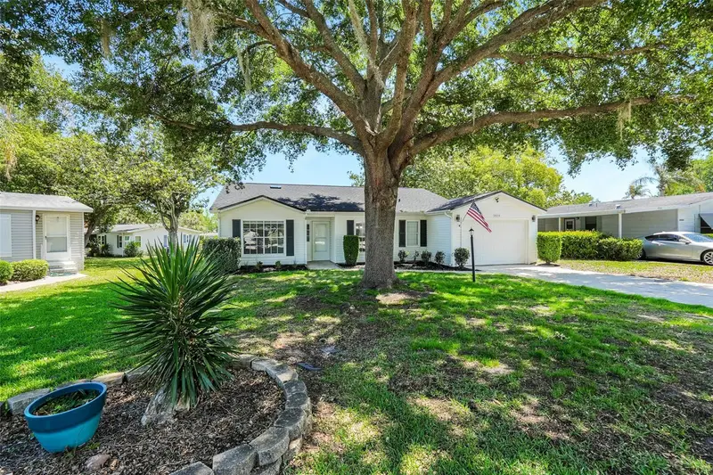 25212 Clifford Hl, FL