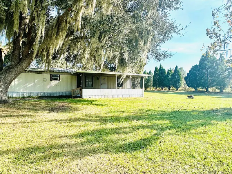 610 Grove Dr, FL