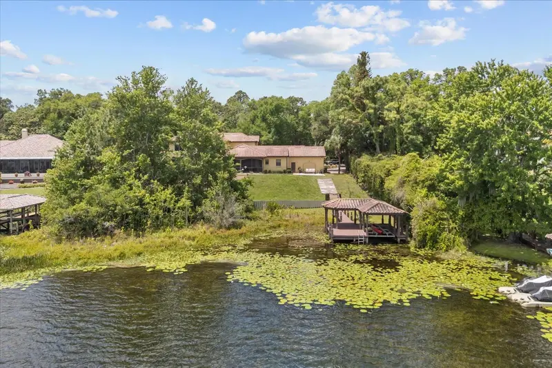 1244 E Lake Colony Dr, FL