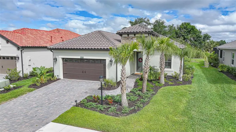 11016 Hogan Cir, FL