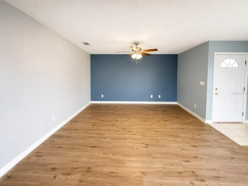 1013 Apollo Beach Blvd #202, FL
