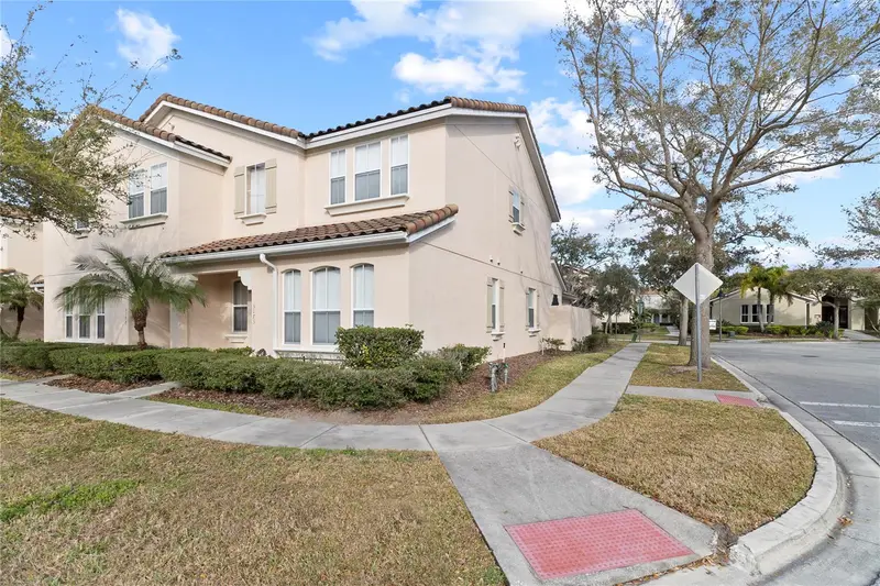 3173 Aqua Virgo Loop #18, FL