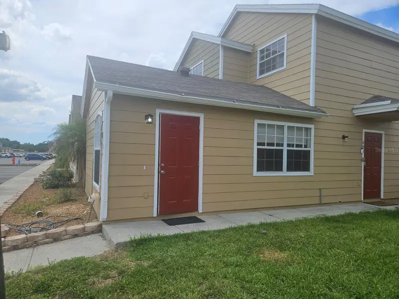 601 Washington Palm Loop #B, FL