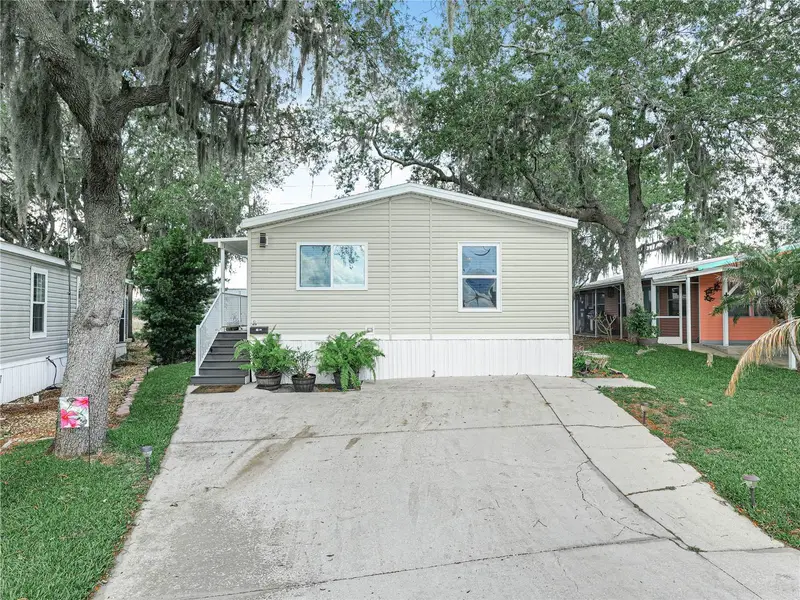 24 Silversides St, FL