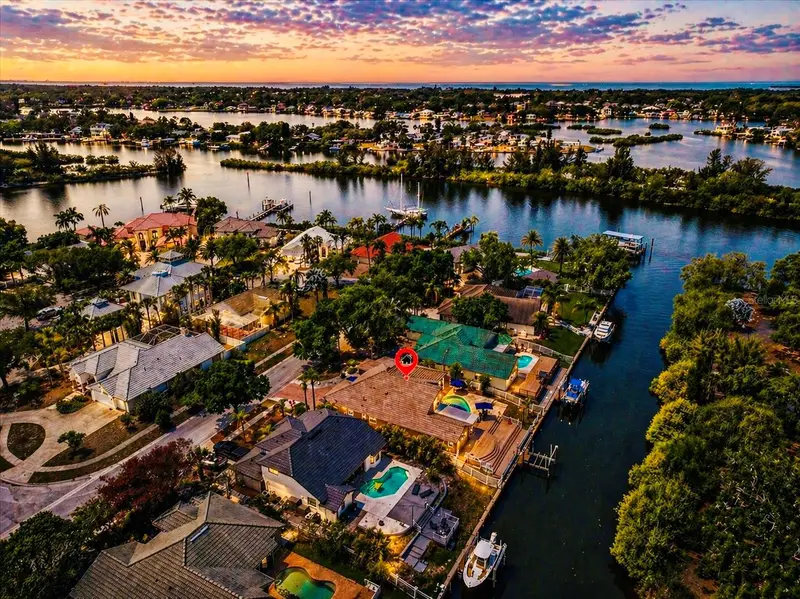 1114 Marina Dr, FL