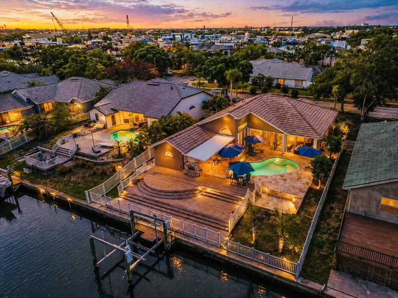 1114 Marina Dr, FL