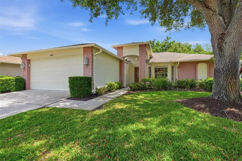 1444 Canberley Ct, FL